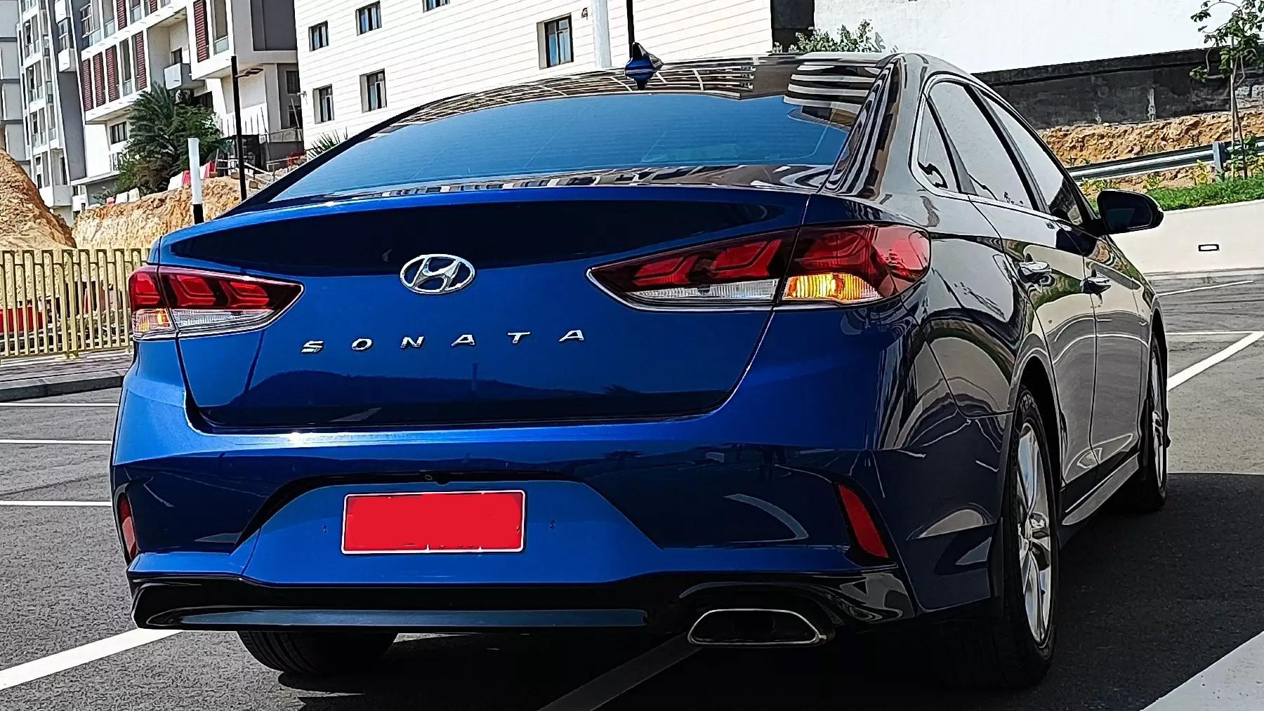 Hyundai Sonata LF