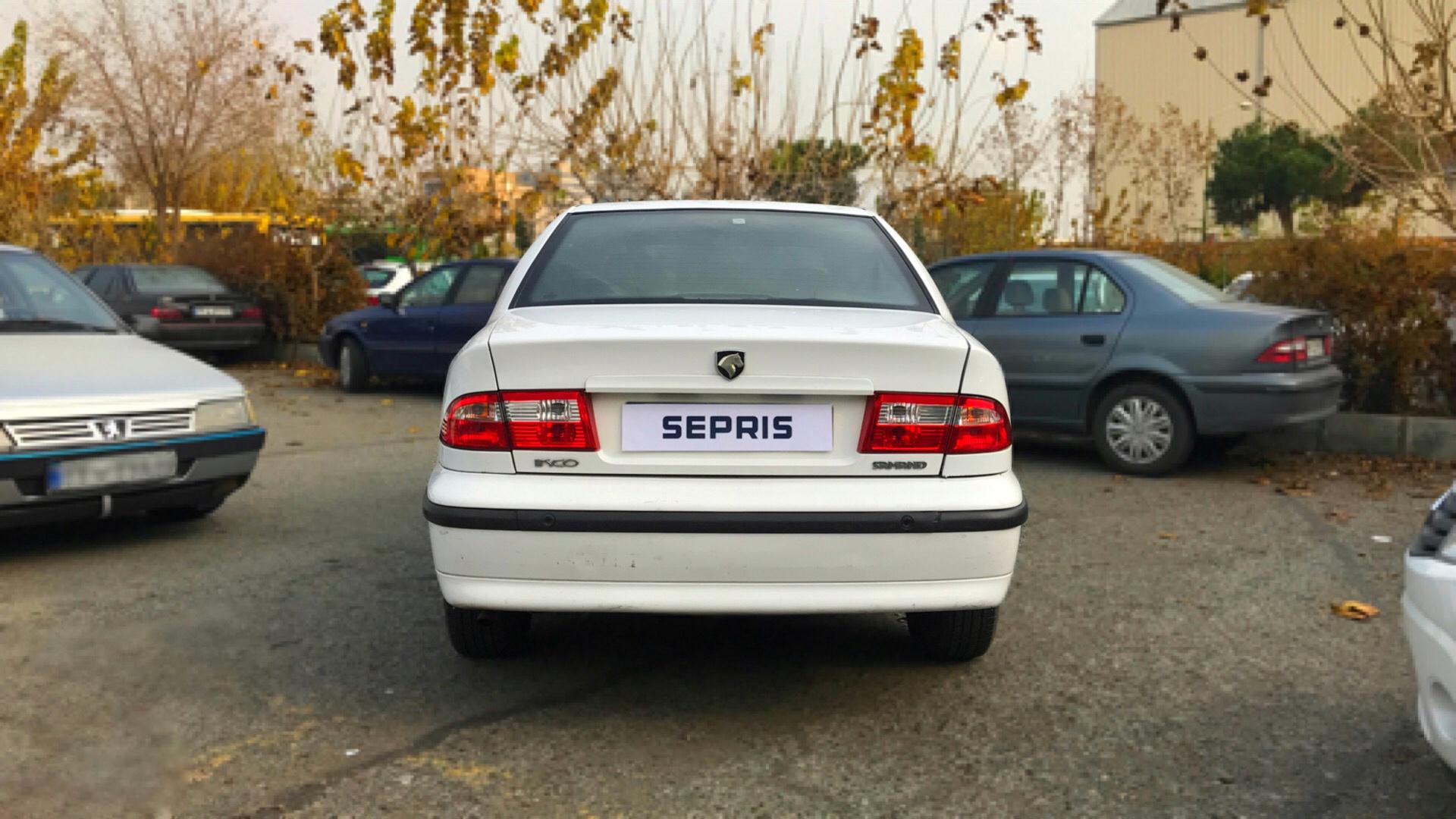 Iran Khodro Samand LX-1.8