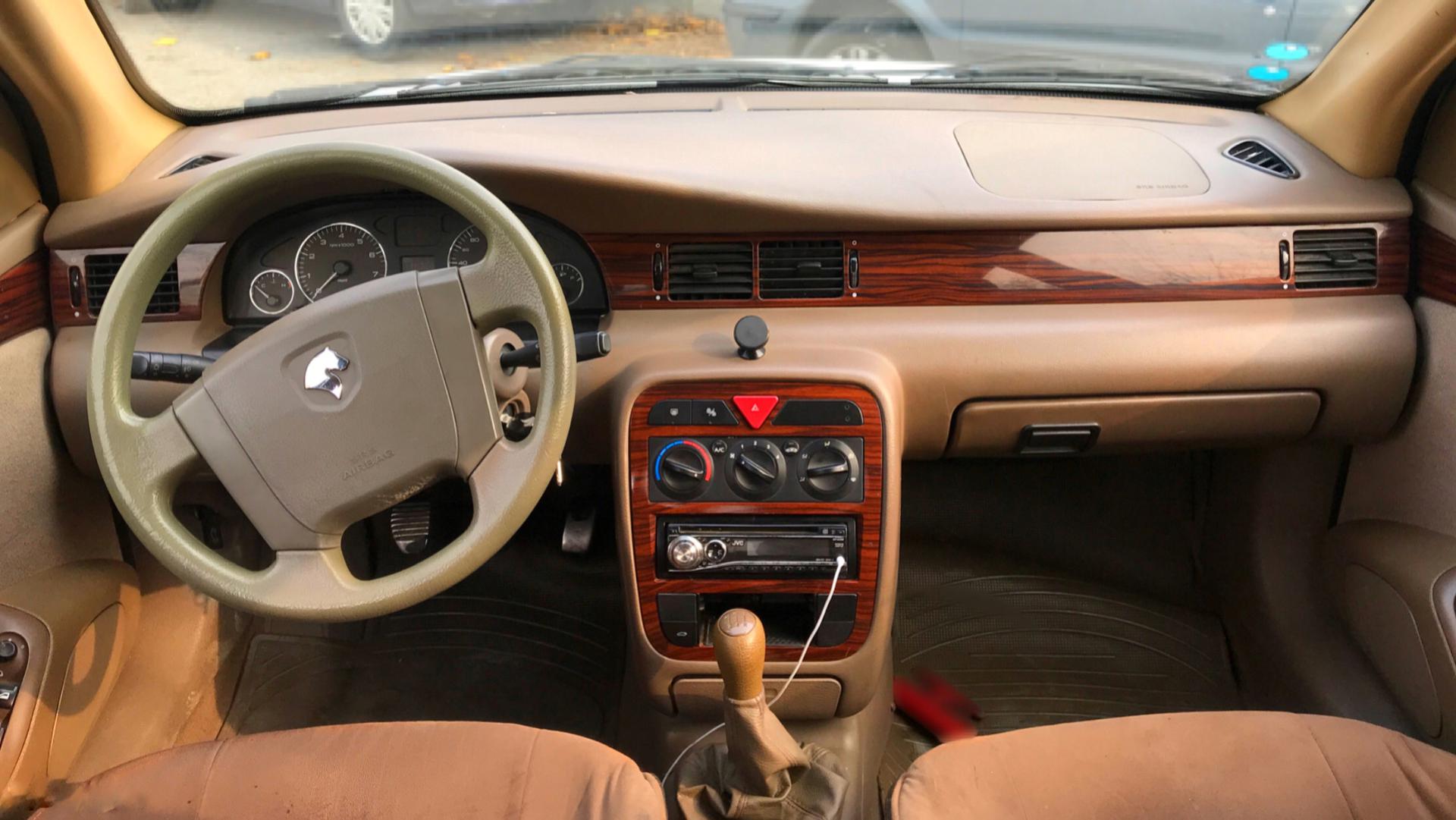 Iran Khodro Samand LX-1.8