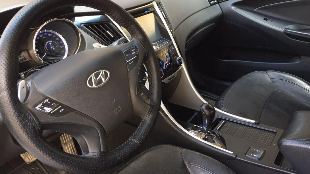 Hyundai Sonata YF